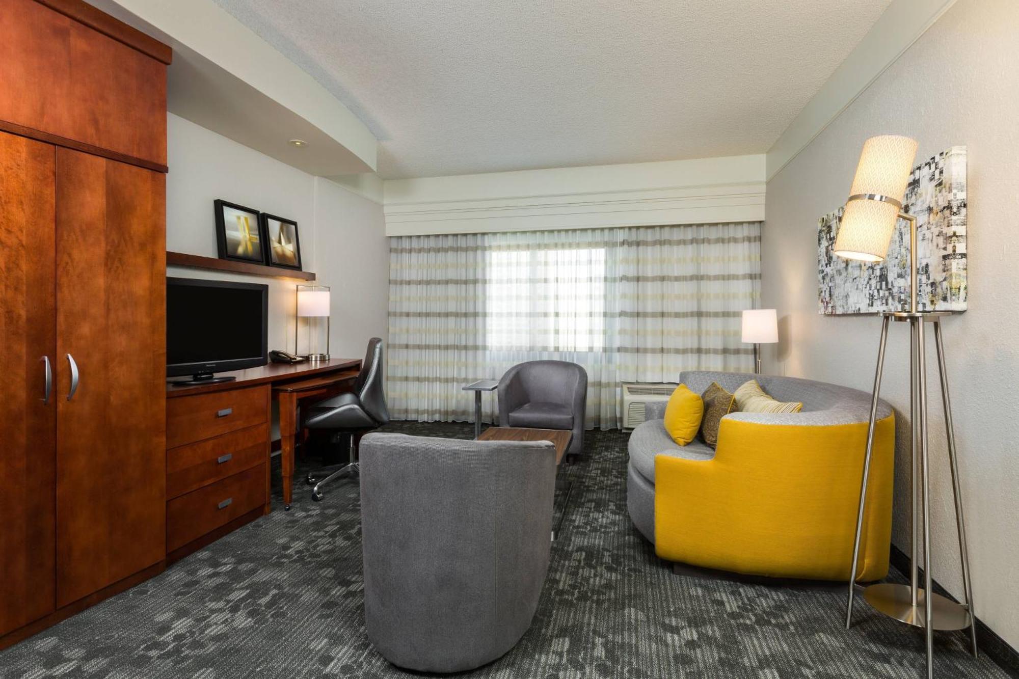 Courtyard By Marriott Houston Galleria Ngoại thất bức ảnh